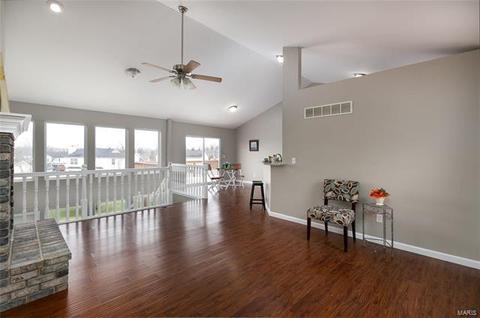 10 Red Cedar Parc Ct, O'fallon, MO 63368 photo 2