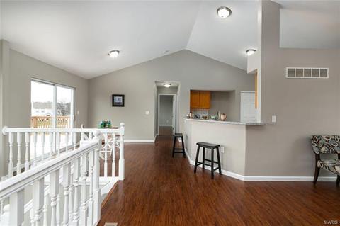 10 Red Cedar Parc Ct, O'fallon, MO 63368 photo 4