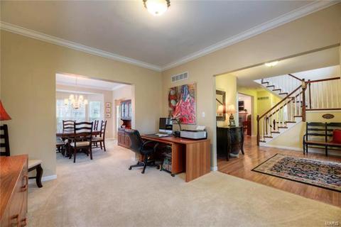 817 Castle Ridge Ct, Ballwin, MO 63021 photo 13