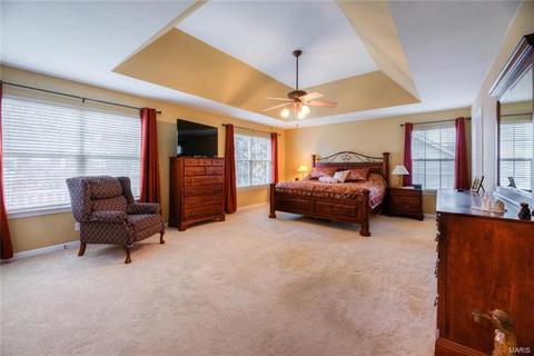 817 Castle Ridge Ct, Ballwin, MO 63021 photo 16