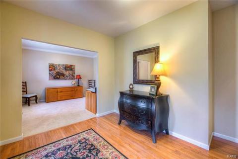 817 Castle Ridge Ct, Ballwin, MO 63021 photo 4