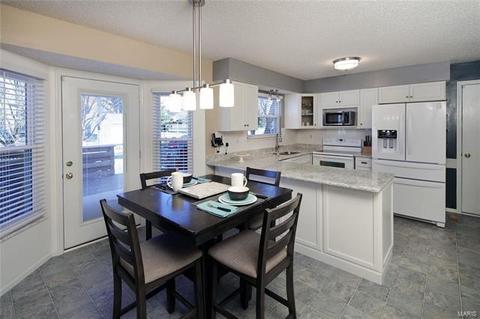 2680 Dunmore Cir, O'fallon, MO 63368 photo 8