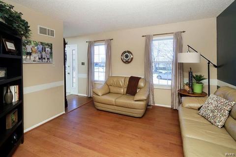 2680 Dunmore Cir, O'fallon, MO 63368 photo 5