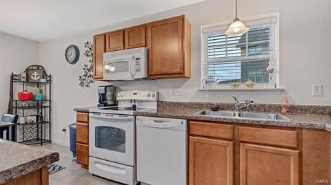 513 Bramblett Hls, O'fallon, MO 63366 photo 7