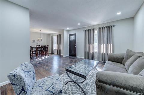 2 Wildway Cir, Manchester, MO 63021 photo 13