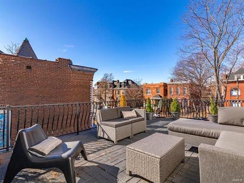 2704 S Compton, Saint Louis, MO 63118 photo 24