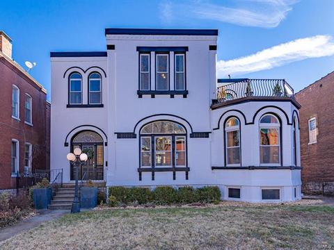 2704 S Compton, Saint Louis, MO 63118 photo 2