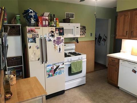 6 Robin Dr, Saint Charles, MO 63301 photo 14