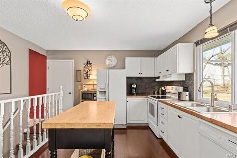 1413 Mautenne Dr, Manchester, MO 63021 photo 15