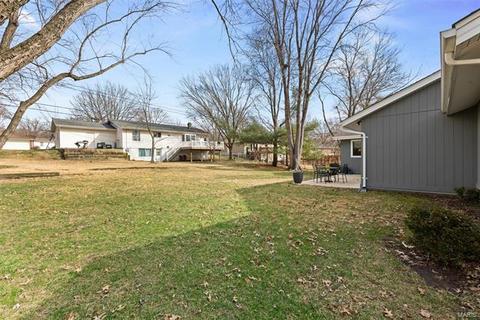 1413 Mautenne Dr, Manchester, MO 63021 photo 5