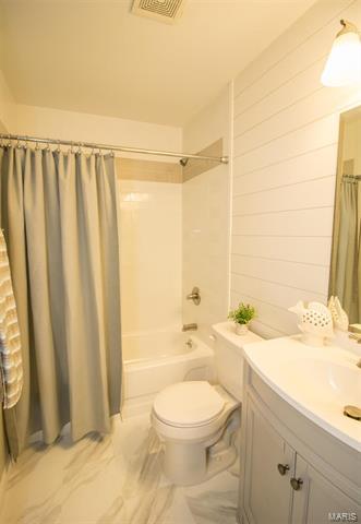 271 Aspen Vlg, Ballwin, MO 63021 photo 26