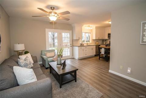 271 Aspen Vlg, Ballwin, MO 63021 photo 16