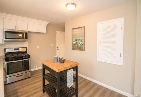 271 Aspen Vlg, Ballwin, MO 63021 photo 12