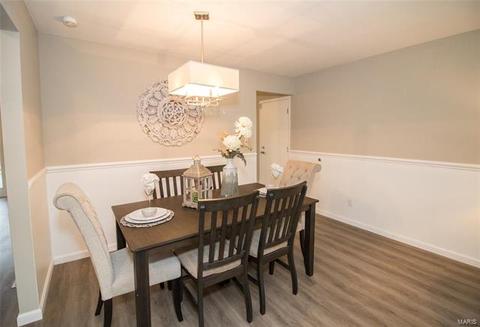 271 Aspen Vlg, Ballwin, MO 63021 photo 9