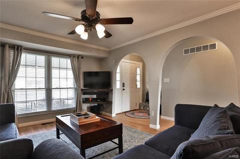 655 Clear Creek Ct, Ballwin, MO 63021 photo 6