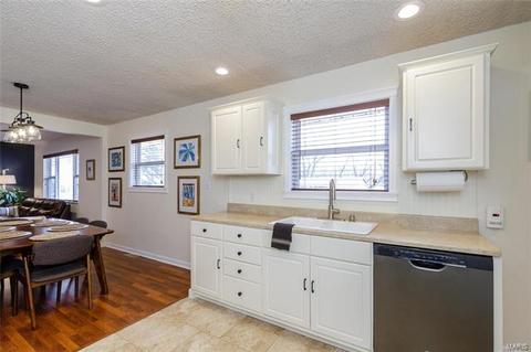 1205 Cypress Dr, O'fallon, MO 63366 photo 9