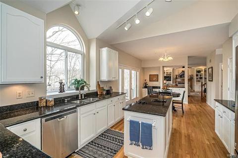 2257 Crimson View Dr, Wildwood, MO 63011 photo 23