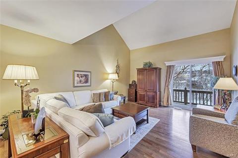 176 Cascade Circle Dr, Ballwin, MO 63021 photo 6