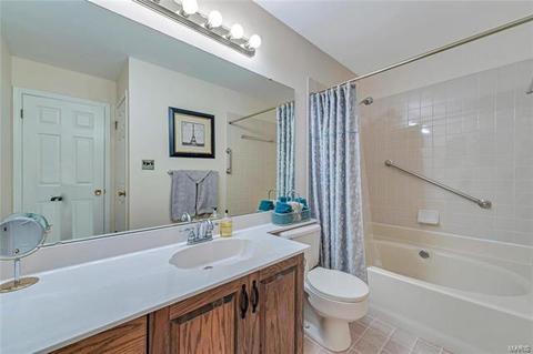176 Cascade Circle Dr, Ballwin, MO 63021 photo 24