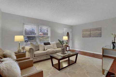 510 Connie Ln, Manchester, MO 63021 photo 4