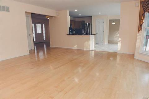 1404 Buckhurst Ct, Ballwin, MO 63021 photo 17