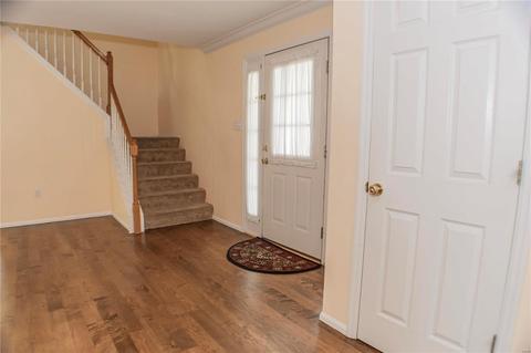 1404 Buckhurst Ct, Ballwin, MO 63021 photo 2