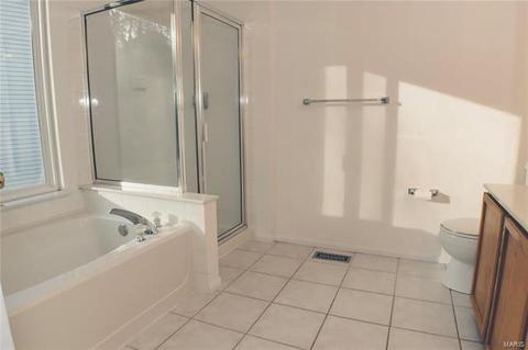 1404 Buckhurst Ct, Ballwin, MO 63021 photo 29