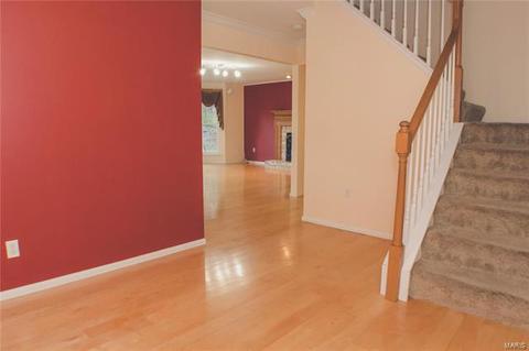1404 Buckhurst Ct, Ballwin, MO 63021 photo 4
