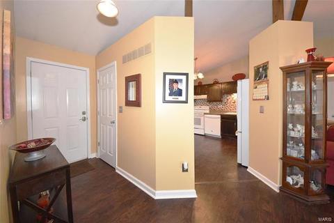 15 Saddleback Ct, O'fallon, MO 63368 photo 9