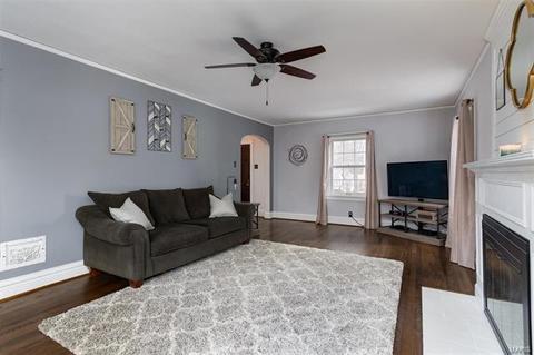 107 S Maple Ave, Saint Louis, MO 63119 photo 15