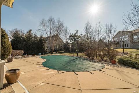 148 Barker Ln, Ballwin, MO 63021 photo 54