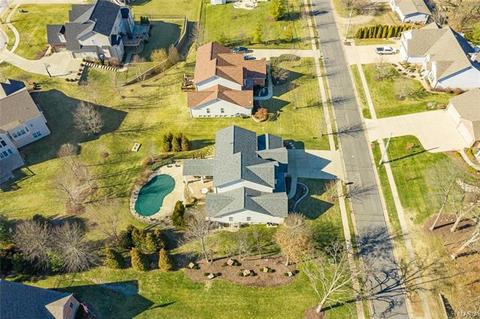 148 Barker Ln, Ballwin, MO 63021 photo 69