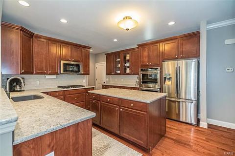 148 Barker Ln, Ballwin, MO 63021 photo 19