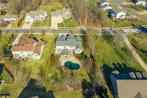 148 Barker Ln, Ballwin, MO 63021 photo 68