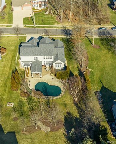 148 Barker Ln, Ballwin, MO 63021 photo 3