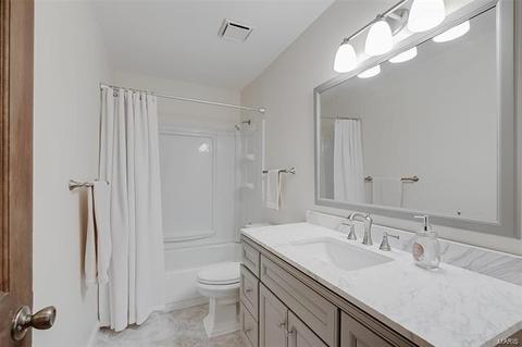 1319 Weidmann Estates Ct, Ballwin, MO 63011 photo 23