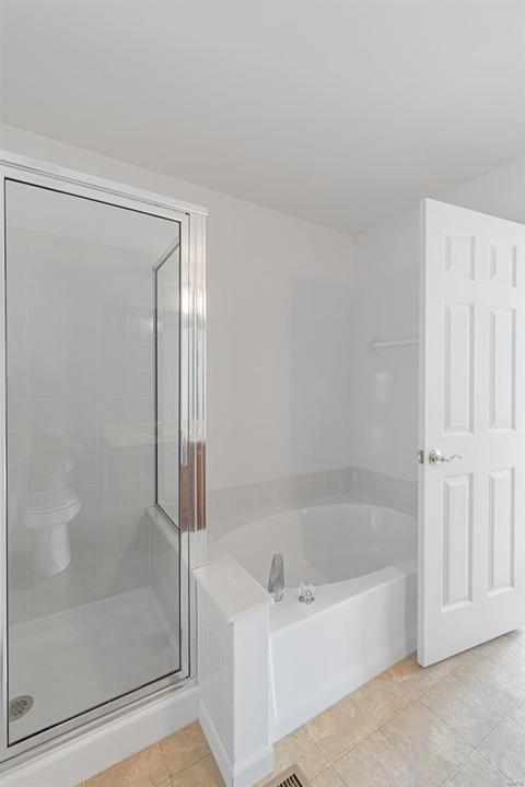 652 Hawk Run Dr, O'fallon, MO 63368 photo 19