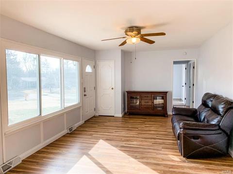 239 E Skyline Dr, Ballwin, MO 63011 photo 11