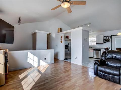 623 Longhorn Dr, O'fallon, MO 63368 photo 6