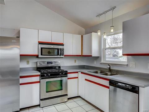 623 Longhorn Dr, O'fallon, MO 63368 photo 9