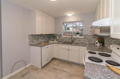 842 Pontoison Dr, Manchester, MO 63021 photo 16