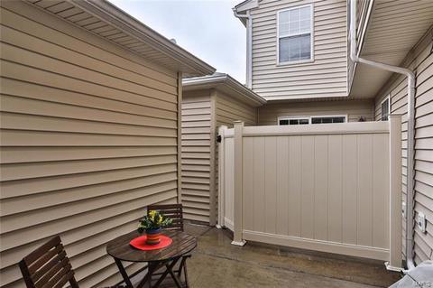 237 Coachgate Ln, Ballwin, MO 63021 photo 13