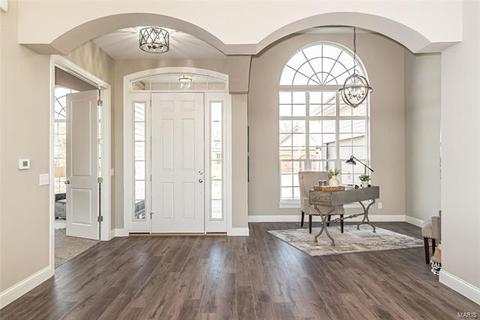 2 Forst Manor Ct, O'fallon, MO 63368 photo 5