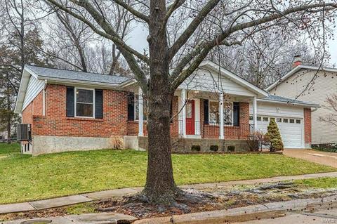 723 Rockridge Dr, Manchester, MO 63021 photo 2