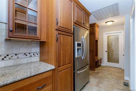 353 Round Tower Dr E, Saint Charles, MO 63304 photo 33