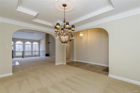 353 Round Tower Dr E, Saint Charles, MO 63304 photo 11