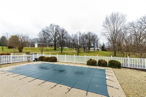 353 Round Tower Dr E, Saint Charles, MO 63304 photo 53
