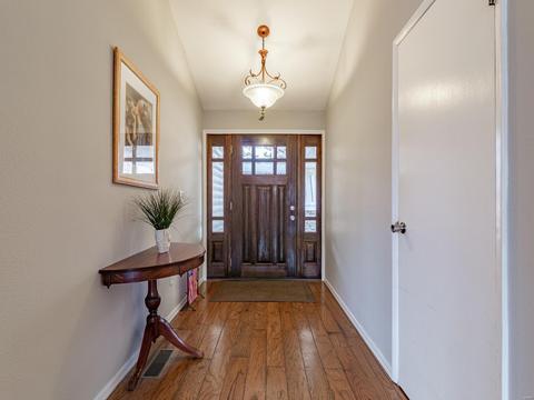 837 Country Stone Dr, Manchester, MO 63021 photo 2