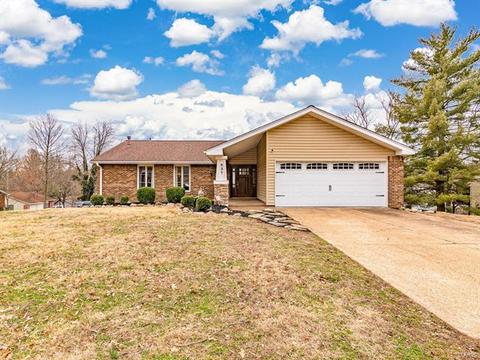 837 Country Stone Dr, Manchester, MO 63021 photo 1