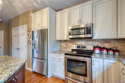 855 Whitmoor Dr, Weldon Spring, MO 63304 photo 18